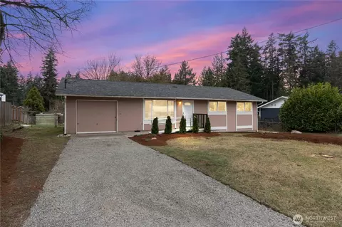 6523 194th Ave E, Bonney Lake, WA 98391