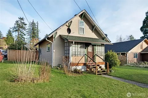1310 Saint Helens Ave, Centralia, WA 98531
