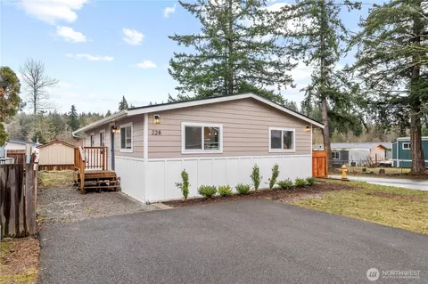 31108 3rd Ave #228, Black Diamond, WA 98010