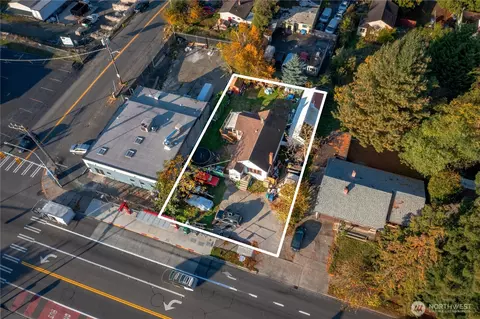 11061 16th Ave SW, Seattle, WA 98146