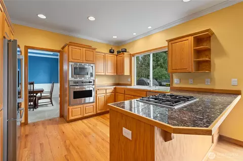 18910 Ross Rd, Bothell, WA 98011 photo 9