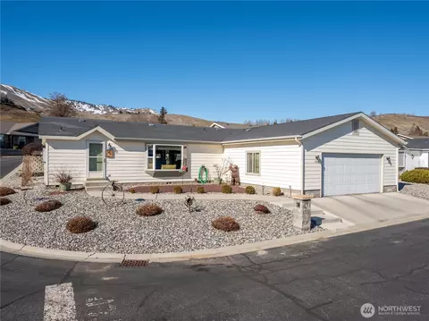1206 Marble St, Wenatchee, WA 98801