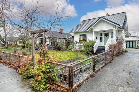 821 Sumner Ave, Sumner, WA 98390 photo 2