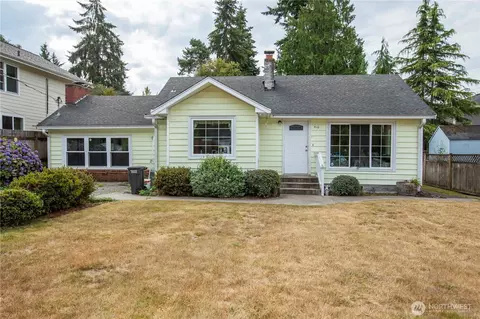 310 S Cabot Rd, Everett, WA 98203