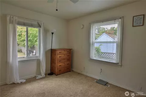 Bedroom - 310 S Cabot Rd, Everett, WA 98203 photo 1 of 4