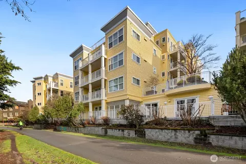 2901 NE Blakeley St #312, Seattle, WA 98105