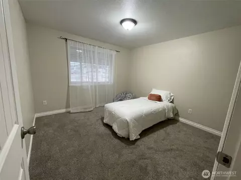 Bedroom - 5019 Marlin Ln, Pasco, WA 99301 photo 4 of 4