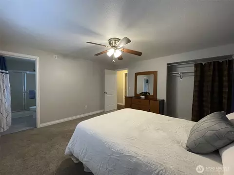Bedroom - 5019 Marlin Ln, Pasco, WA 99301 photo 2 of 4