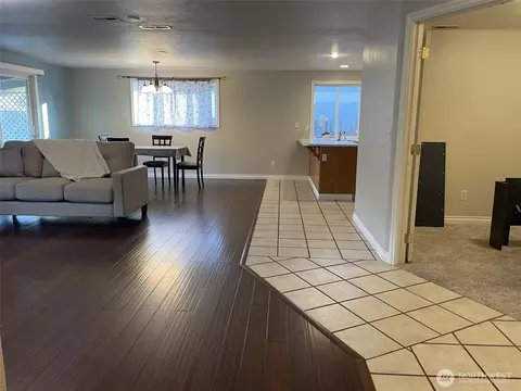 Living - 5019 Marlin Ln, Pasco, WA 99301 photo 3 of 3