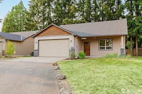 123 Heights Ln #4, Onalaska, WA 98570
