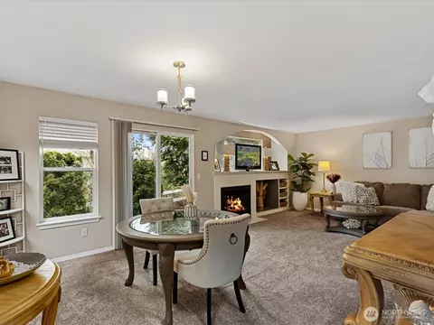 Living - 11314 8th Pl W #B1, Everett, WA 98204 photo 3 of 4