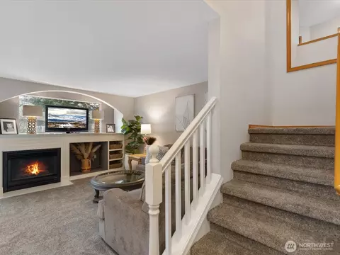 Living - 11314 8th Pl W #B1, Everett, WA 98204 photo 4 of 4