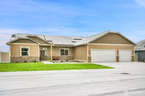 7305 Whitman Ave S, Yakima, WA 98903