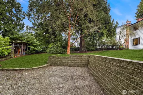 Exterior - 3526 111th Pl SE, Everett, WA 98208 photo 4 of 6