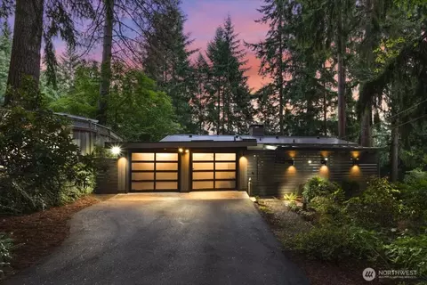 18205 47th Pl NE, Lake Forest Park, WA 98155