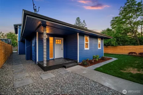 4541 S Brandon St, Seattle, WA 98118