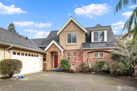 1930 14th Ct NE, Issaquah, WA 98029