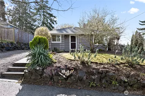 615 SW 106th St, Seattle, WA 98146