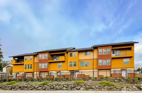 12228 SE Petrovitsky Rd #2C, Renton, WA 98058