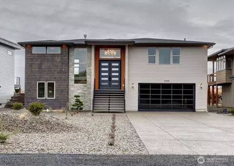 31905 G St, Ocean Park, WA 98640
