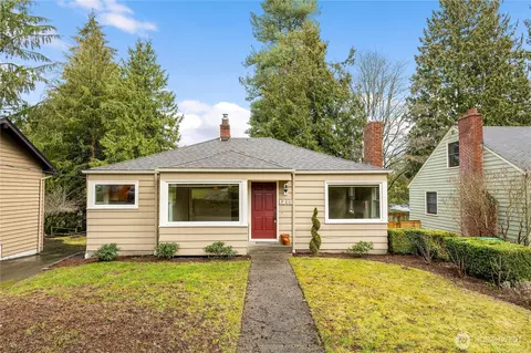 1218 NE 103rd St, Seattle, WA 98125