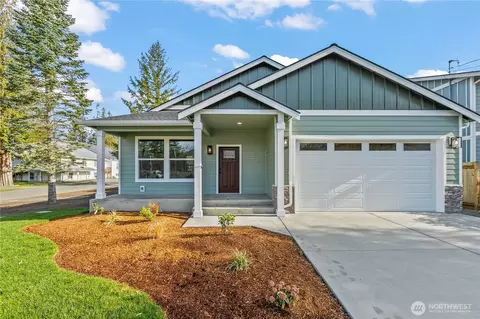 130 3rd St, Gold Bar, WA 98251