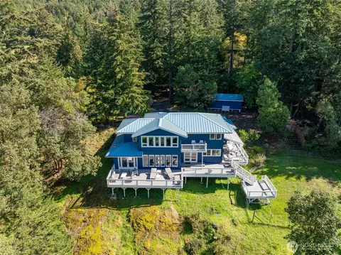 94 Thistle Ln, Eastsound, WA 98245
