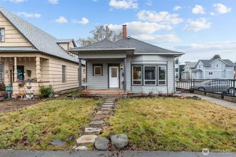 612 S Cushman Ave, Tacoma, WA 98405
