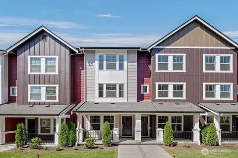 19244 NE 69th Cir #104, Redmond, WA 98052