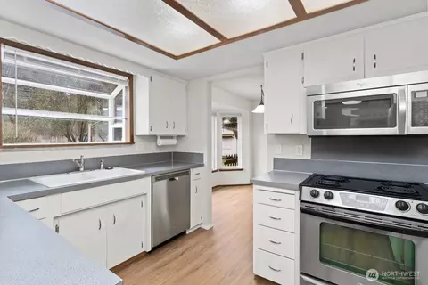 3311 33rd Loop SE, Lacey, WA 98503 photo 9