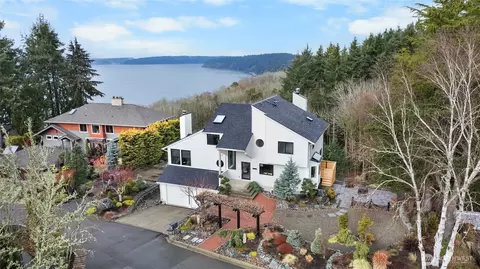 6621 Marinera St, Tacoma, WA 98407