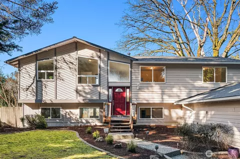 26505 Woodland Way S, Kent, WA 98030