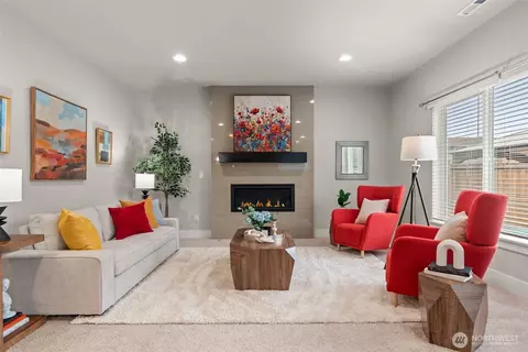 Living - 3811 194th Pl SE, Bothell, WA 98012 photo 2 of 3