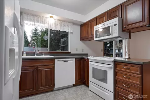 Kitchen - 380 E Mountain View Dr, Allyn, WA 98524 photo 2 of 2