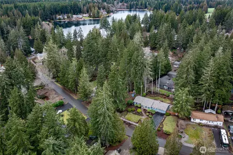 View/Area - 380 E Mountain View Dr, Allyn, WA 98524 photo 3 of 4