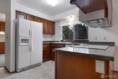 Kitchen - 380 E Mountain View Dr, Allyn, WA 98524 photo 1 of 2