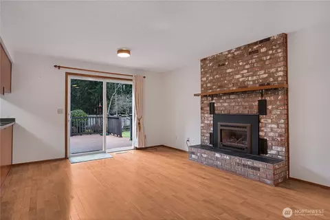 Living - 380 E Mountain View Dr, Allyn, WA 98524 photo 4 of 4