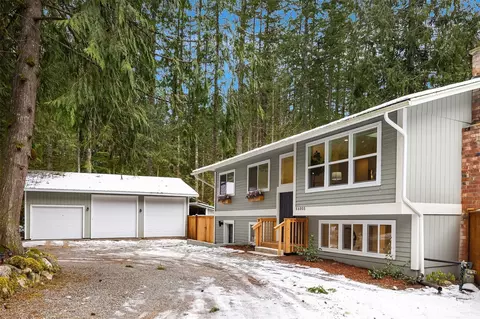 46005 SE Mount Si Rd, North Bend, WA 98045