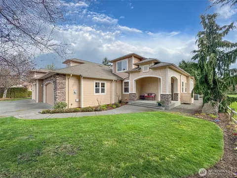 20 Mount Baker Dr, Sequim, WA 98382