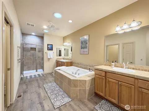 Bath - 20 Mount Baker Dr, Sequim, WA 98382 photo 1 of 4