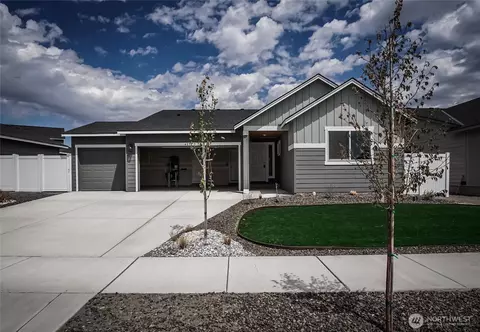 4272 W Bufflehead Blvd, Moses Lake, WA 98837
