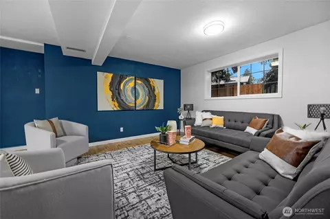 Living - 17208 29th Dr SE, Bothell, WA 98012 photo 3 of 4