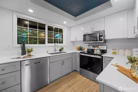 Kitchen - 17208 29th Dr SE, Bothell, WA 98012 photo 1 of 1
