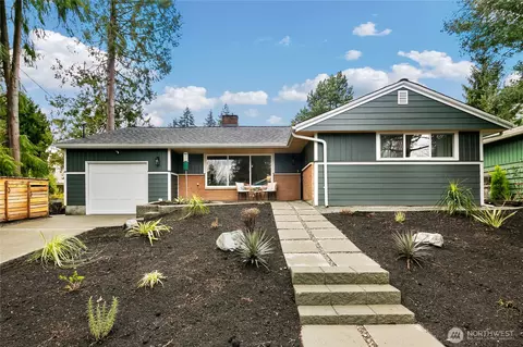 12205 9th Ave NE, Seattle, WA 98125