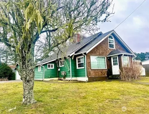 1014 Washington Ave N, Long Beach, WA 98631