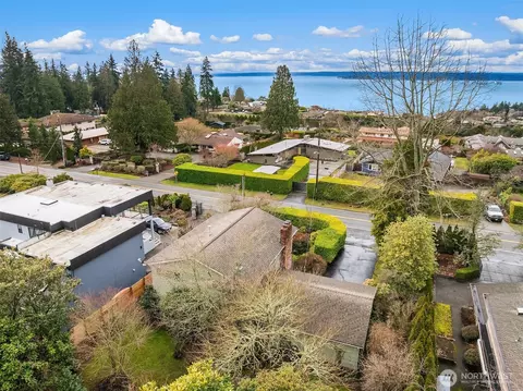 18204 8th Ave NW, Shoreline, WA 98177