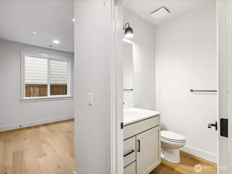 1319 234th Pl SE, Bothell, WA 98021 photo 3