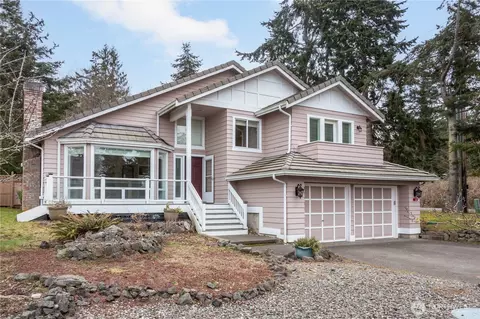 281 Port Townsend Bay, Port Hadlock, WA 98339