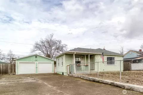 1853 Celestia Dr, Walla Walla, WA 99362