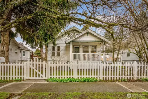 1212 S Donovan St, Seattle, WA 98108
